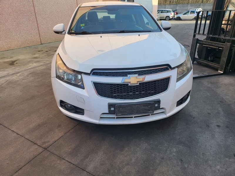 Chevrolet Cruze 1.6i - 5 € / 9.78 лв. - 75418238 1 | Car24.bg Chevrolet Cruze 1.6i - 5 € / 9.78 лв. - 75418238 1