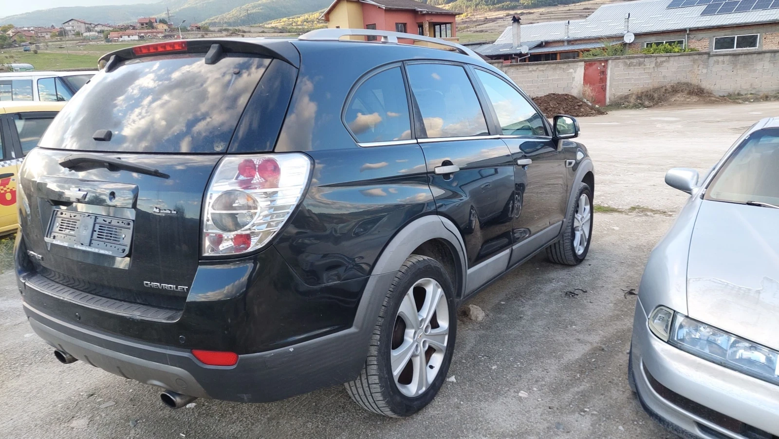 Chevrolet Captiva Captiva 4x4 2.2D 184 k.c - изображение 3 | Auto.bg Chevrolet Captiva Captiva 4x4 2.2D 184 k.c - изображение 3