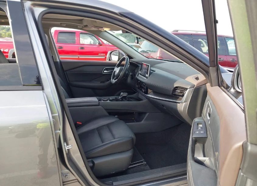 Nissan Rogue  - изображение 5 | Auto.bg Nissan Rogue  - изображение 5