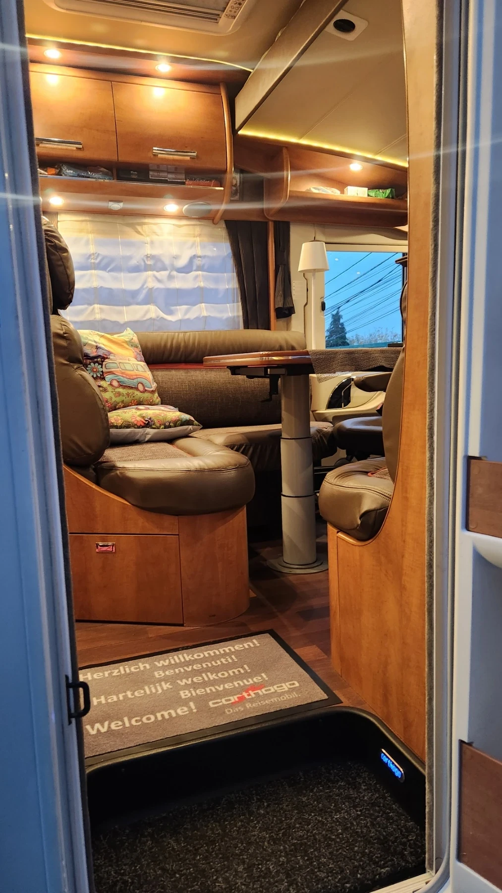 Кемпер Carthago Chic c-line II - изображение 7 | Auto.bg Кемпер Carthago Chic c-line II - изображение 7