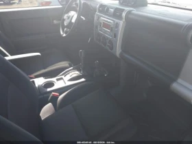 Toyota Fj cruiser undefined | Auto.bg — изображение 9 Toyota Fj cruiser undefined | Auto.bg — изображение 9