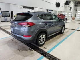 Hyundai Tucson 2018 LUXURY * CARFAX * БЕЗ ПЪРВОНАЧАЛНА ВНОСКА - 25500 лв. / 13037.94 € - 73118259 3 | Car24.bg Hyundai Tucson 2018 LUXURY * CARFAX * БЕЗ ПЪРВОНАЧАЛНА ВНОСКА - 25500 лв. / 13037.94 € - 73118259 3