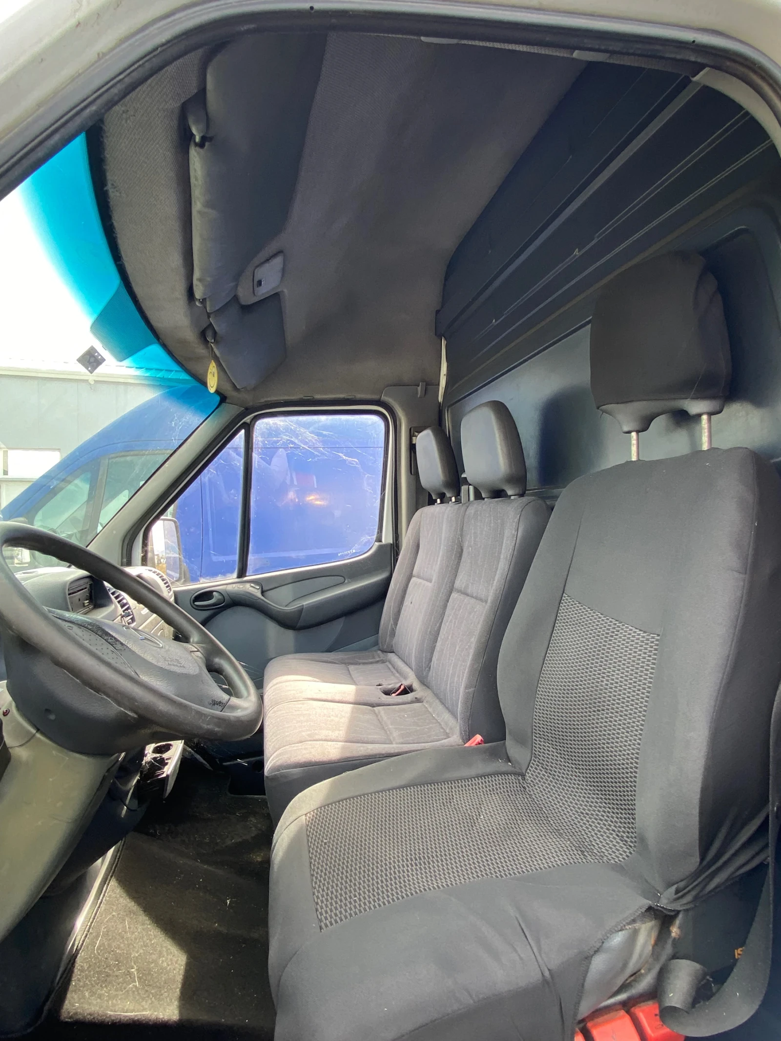 Mercedes-Benz Sprinter 313 2.2 - изображение 5 | Auto.bg Mercedes-Benz Sprinter 313 2.2 - изображение 5