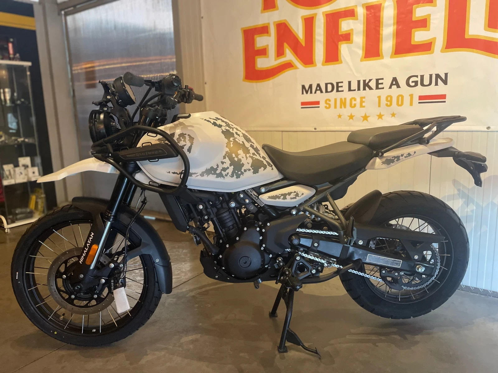 Royal Enfield Hymalayan Kamet White | Auto.bg — изображение 1 Royal Enfield Hymalayan Kamet White | Auto.bg — изображение 1