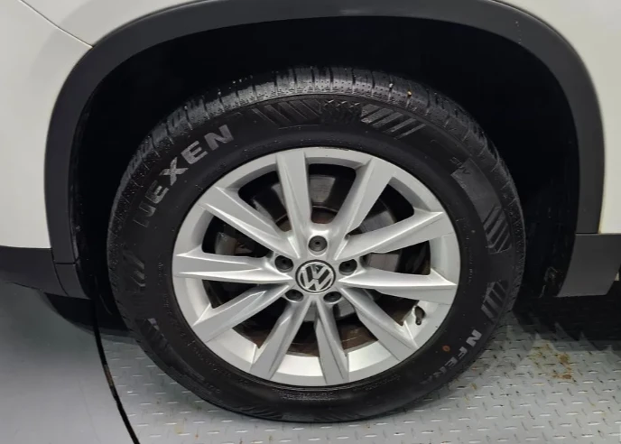 VW Tiguan 2.0 TDI Comfort - изображение 5 | Auto.bg VW Tiguan 2.0 TDI Comfort - изображение 5