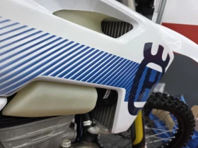 Husqvarna FE 350 2024 Acrapovic | Auto.bg — изображение 6 Husqvarna FE 350 2024 Acrapovic | Auto.bg — изображение 6
