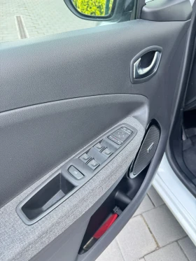 Renault Zoe R135 52 kWh Bose - 14800 € / 28946.28 лв. - 65616851 12 | Car24.bg Renault Zoe R135 52 kWh Bose - 14800 € / 28946.28 лв. - 65616851 12