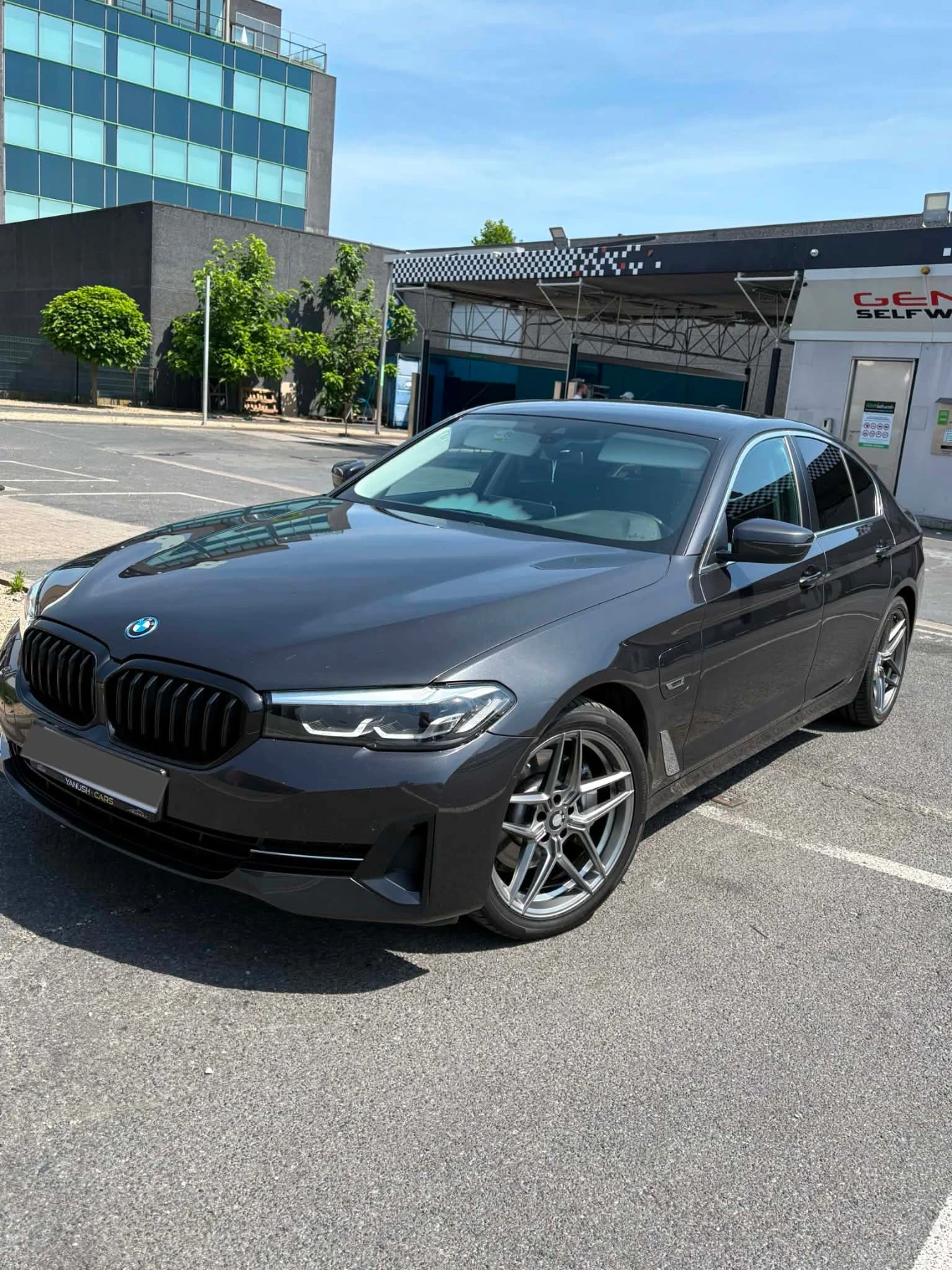 BMW 530E undefined | Auto.bg — изображение 1 BMW 530E undefined | Auto.bg — изображение 1