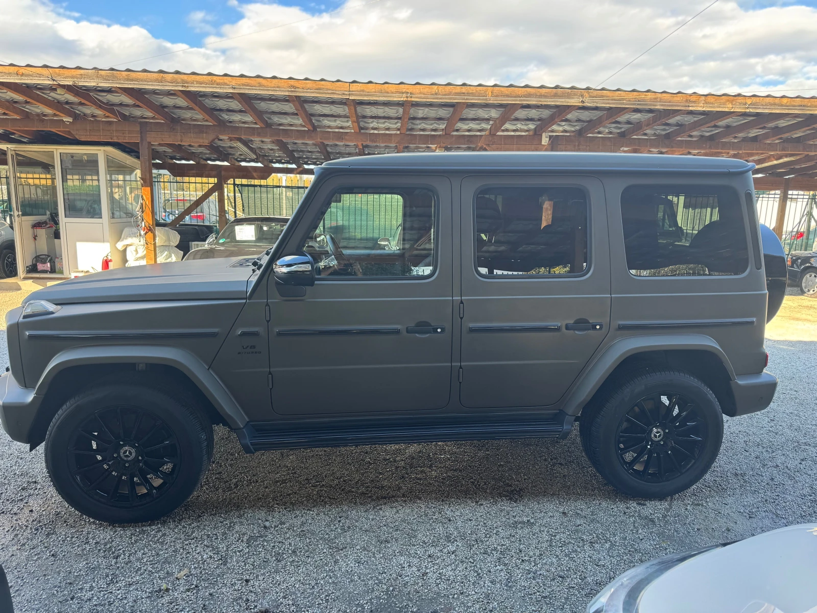 Mercedes-Benz G 500 AMG ПРОДАДЕН GELBOLIV-MAGNO 2, 38000km. - изображение 2 | Auto.bg Mercedes-Benz G 500 AMG ПРОДАДЕН GELBOLIV-MAGNO 2, 38000km. - изображение 2