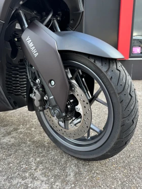 Yamaha X-max 300-TECH MAX-ABS-TCS-NAVI-BLUETOOTH-TOP | Auto.bg — изображение 9 Yamaha X-max 300-TECH MAX-ABS-TCS-NAVI-BLUETOOTH-TOP | Auto.bg — изображение 9