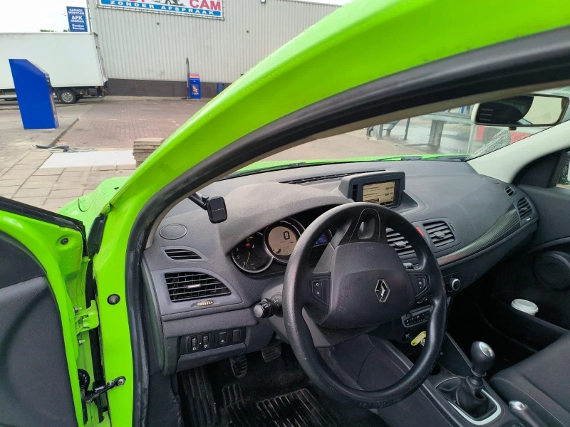 Renault Megane - 2800 € - 12964791 1 | Car24.bg Renault Megane - 2800 € - 12964791 1