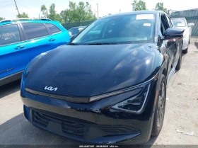 Kia EV6 Light Long Range Awd | Auto.bg — изображение 12 Kia EV6 Light Long Range Awd | Auto.bg — изображение 12