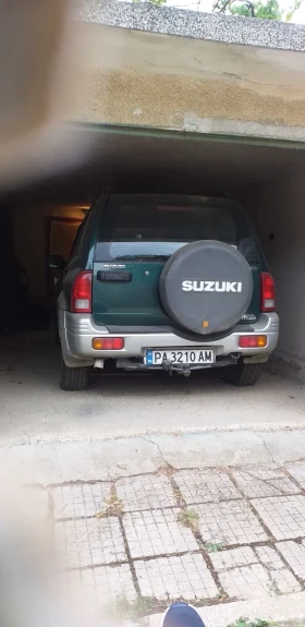 Suzuki Grand vitara Джипа е с пълно ръчно управление. Има проблем в д