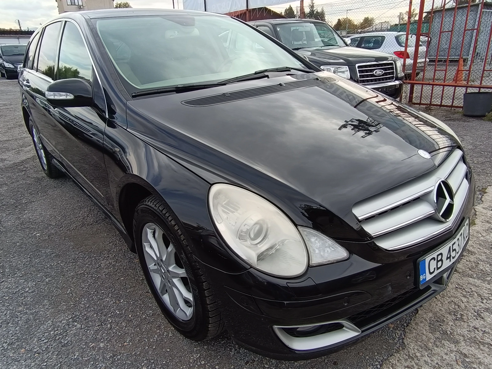 Mercedes-Benz R 350 Всичко платено !!! - изображение 2 | Auto.bg Mercedes-Benz R 350 Всичко платено !!! - изображение 2