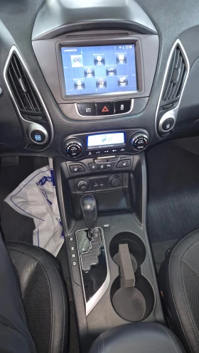 Hyundai IX35 2.0i Гаранция 2г. - 24000 лв. / 12271.01 € - 37063774 13 | Car24.bg Hyundai IX35 2.0i Гаранция 2г. - 24000 лв. / 12271.01 € - 37063774 13