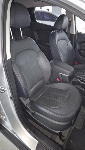 Hyundai IX35 2.0i Гаранция 2г. - 24000 лв. / 12271.01 € - 37063774 15 | Car24.bg Hyundai IX35 2.0i Гаранция 2г. - 24000 лв. / 12271.01 € - 37063774 15