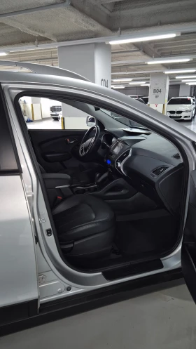 Hyundai IX35 2.0i Гаранция 2г. - 24000 лв. / 12271.01 € - 37063774 14 | Car24.bg Hyundai IX35 2.0i Гаранция 2г. - 24000 лв. / 12271.01 € - 37063774 14