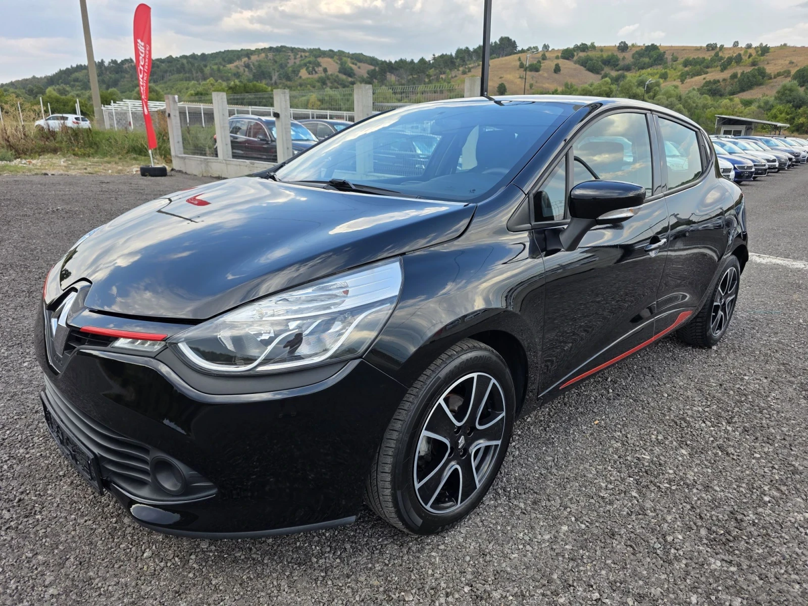 Renault Clio Обслужен/Нави/Euro6b | Auto.bg — изображение 1 Renault Clio Обслужен/Нави/Euro6b | Auto.bg — изображение 1