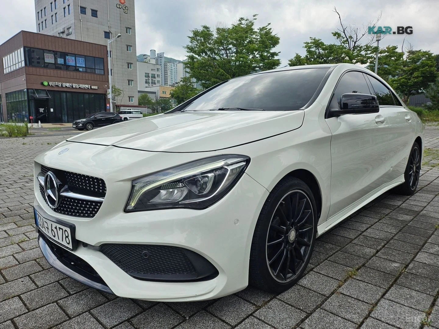 Mercedes-Benz CLA 250 4MATIC AMG* КОЖА* ПОДГРЕВ* ПАНО* КАМЕРА | Auto.bg — изображение 1 Mercedes-Benz CLA 250 4MATIC AMG* КОЖА* ПОДГРЕВ* ПАНО* КАМЕРА | Auto.bg — изображение 1
