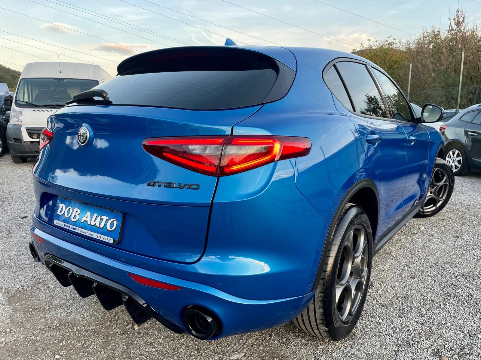 Alfa Romeo Stelvio 2.2-4x4-ОБСЛУЖЕН-АВТОМАТ-НАВИ-КОЖА-FULL LED - изображение 6 | Auto.bg Alfa Romeo Stelvio 2.2-4x4-ОБСЛУЖЕН-АВТОМАТ-НАВИ-КОЖА-FULL LED - изображение 6