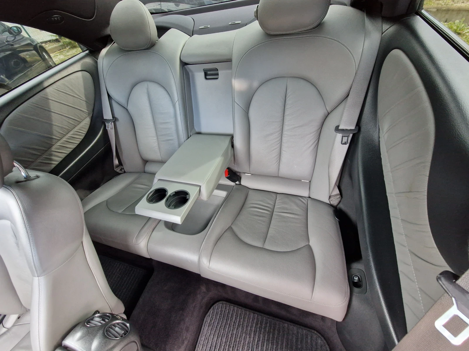 Mercedes-Benz CLK 200Kompressor/Avantgarde/Sportпак./Ксенон/Швейцар - изображение 10 | Auto.bg Mercedes-Benz CLK 200Kompressor/Avantgarde/Sportпак./Ксенон/Швейцар - изображение 10