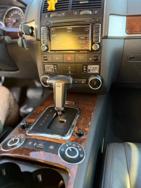 VW Touareg 3.0TDI= EXCLUSIVE= PROSPEED= FINAL EDITION= ПЕРФЕК - 14550 лв. / 7439.30 € - 44898264 11 | Car24.bg VW Touareg 3.0TDI= EXCLUSIVE= PROSPEED= FINAL EDITION= ПЕРФЕК - 14550 лв. / 7439.30 € - 44898264 11