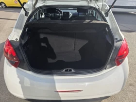 Peugeot 208 1.6 dCi 75 (N1 хомологация) | Auto.bg — изображение 13 Peugeot 208 1.6 dCi 75 (N1 хомологация) | Auto.bg — изображение 13