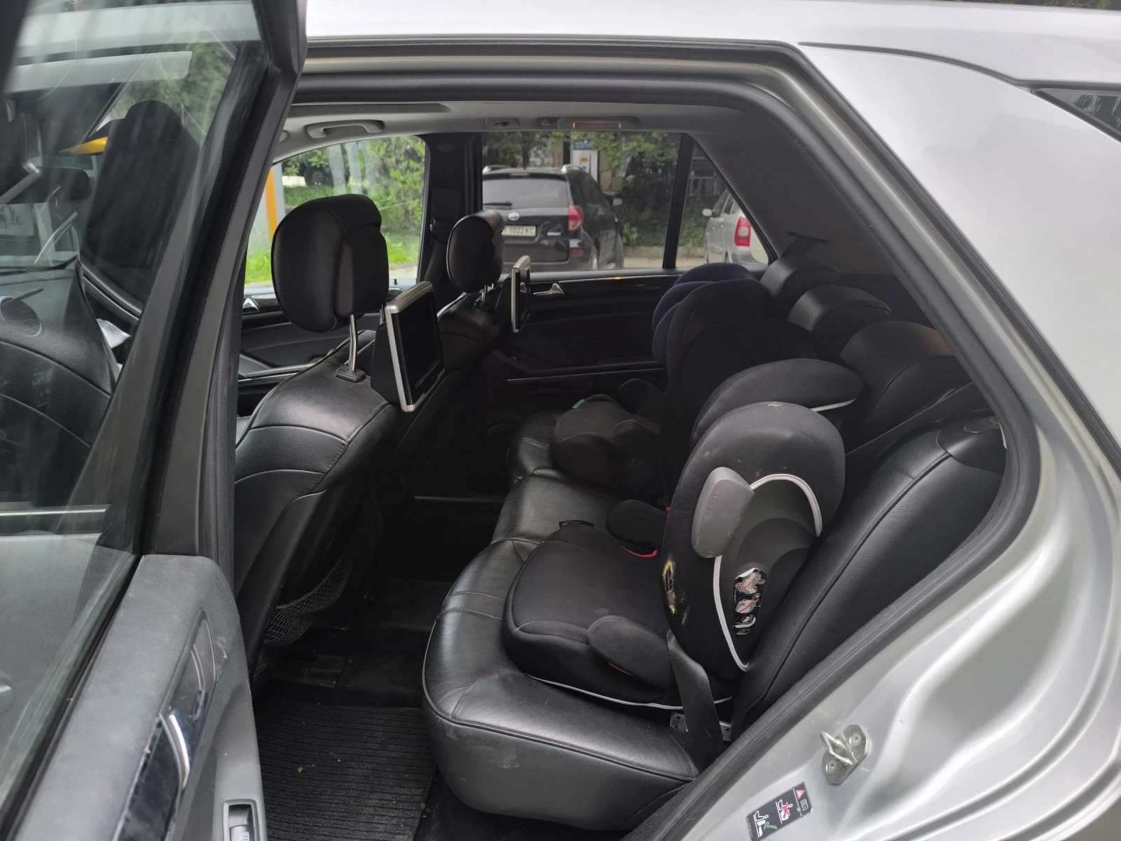 Mercedes-Benz ML 320 Premium - изображение 10 | Auto.bg Mercedes-Benz ML 320 Premium - изображение 10