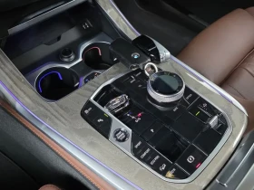 BMW X7 40d xDrive/ 360/ AMBIENT/ PANO/ HARMAN/ 7МЕСТА | Auto.bg — изображение 9 BMW X7 40d xDrive/ 360/ AMBIENT/ PANO/ HARMAN/ 7МЕСТА | Auto.bg — изображение 9