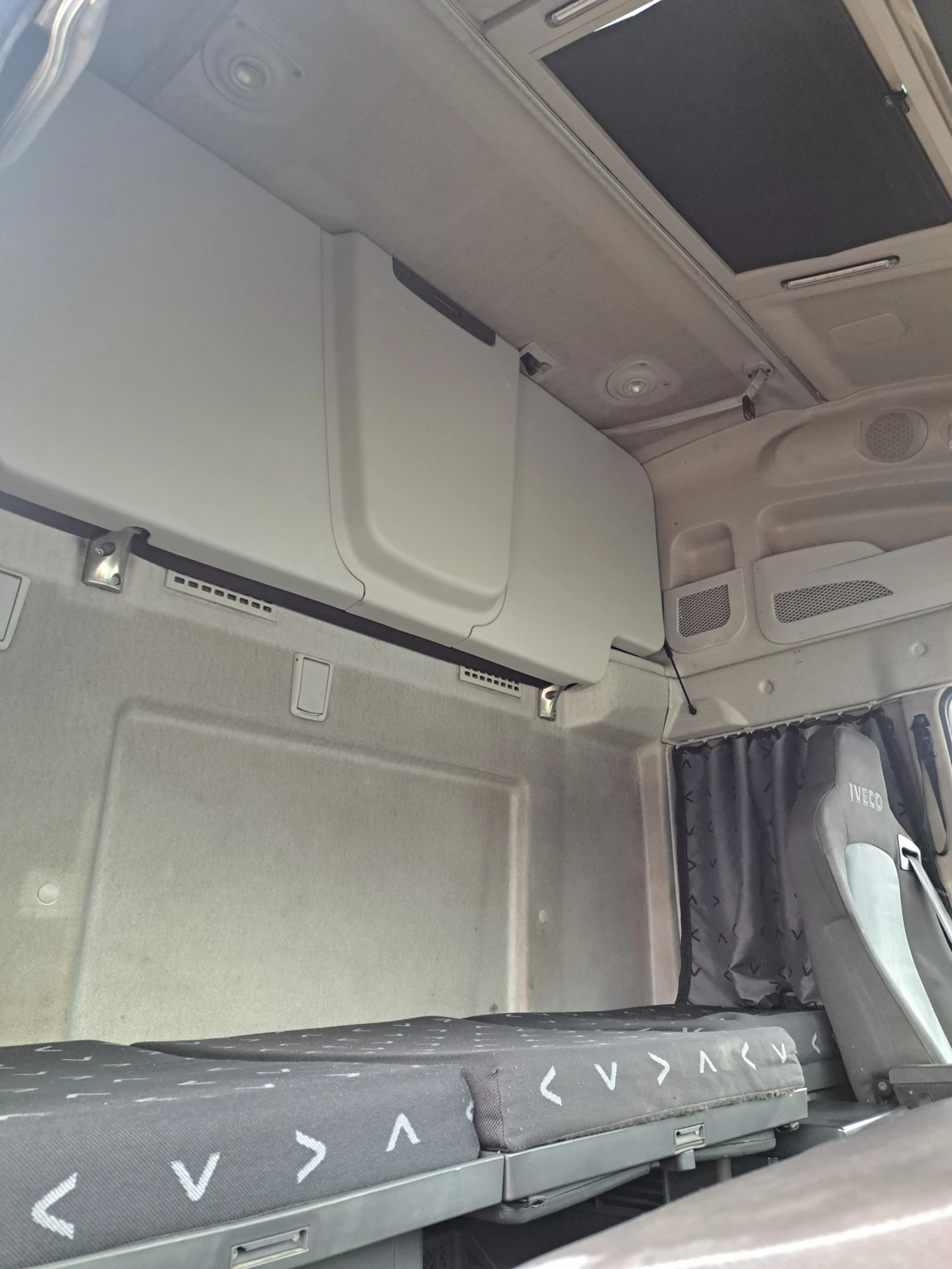 Iveco Stralis 450 mega  - изображение 4 | Auto.bg Iveco Stralis 450 mega  - изображение 4