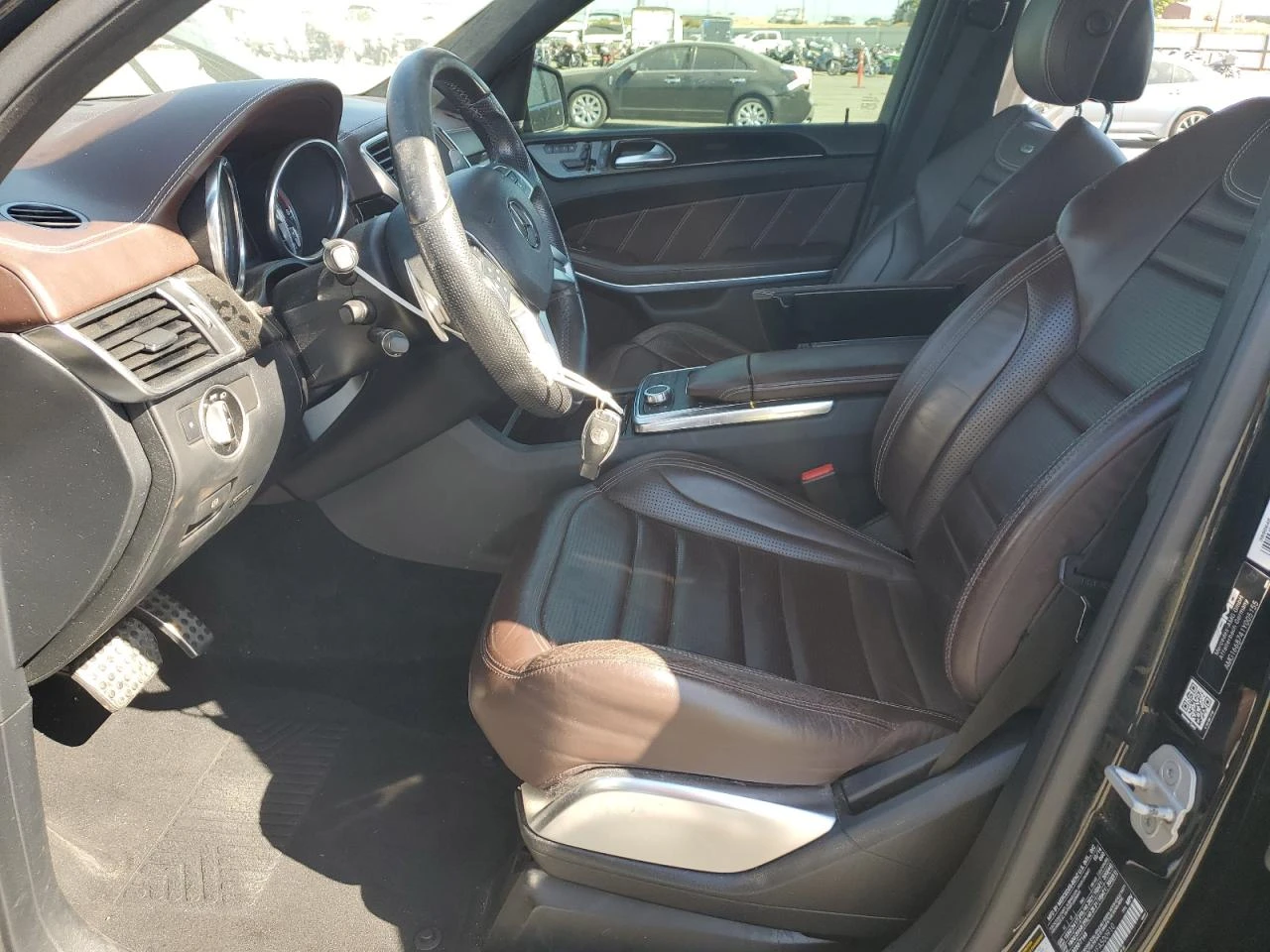 Mercedes-Benz GL 63 AMG - изображение 7 | Auto.bg Mercedes-Benz GL 63 AMG - изображение 7