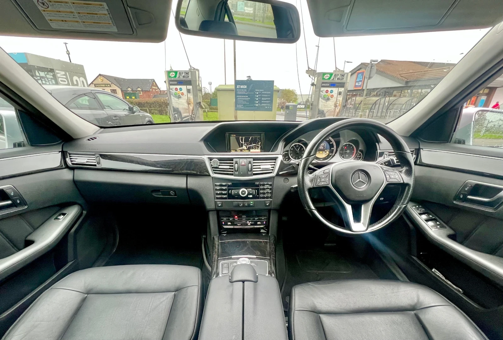 Mercedes-Benz E 220  BlueEFFICIENCY  W212 - изображение 6 | Auto.bg Mercedes-Benz E 220  BlueEFFICIENCY  W212 - изображение 6