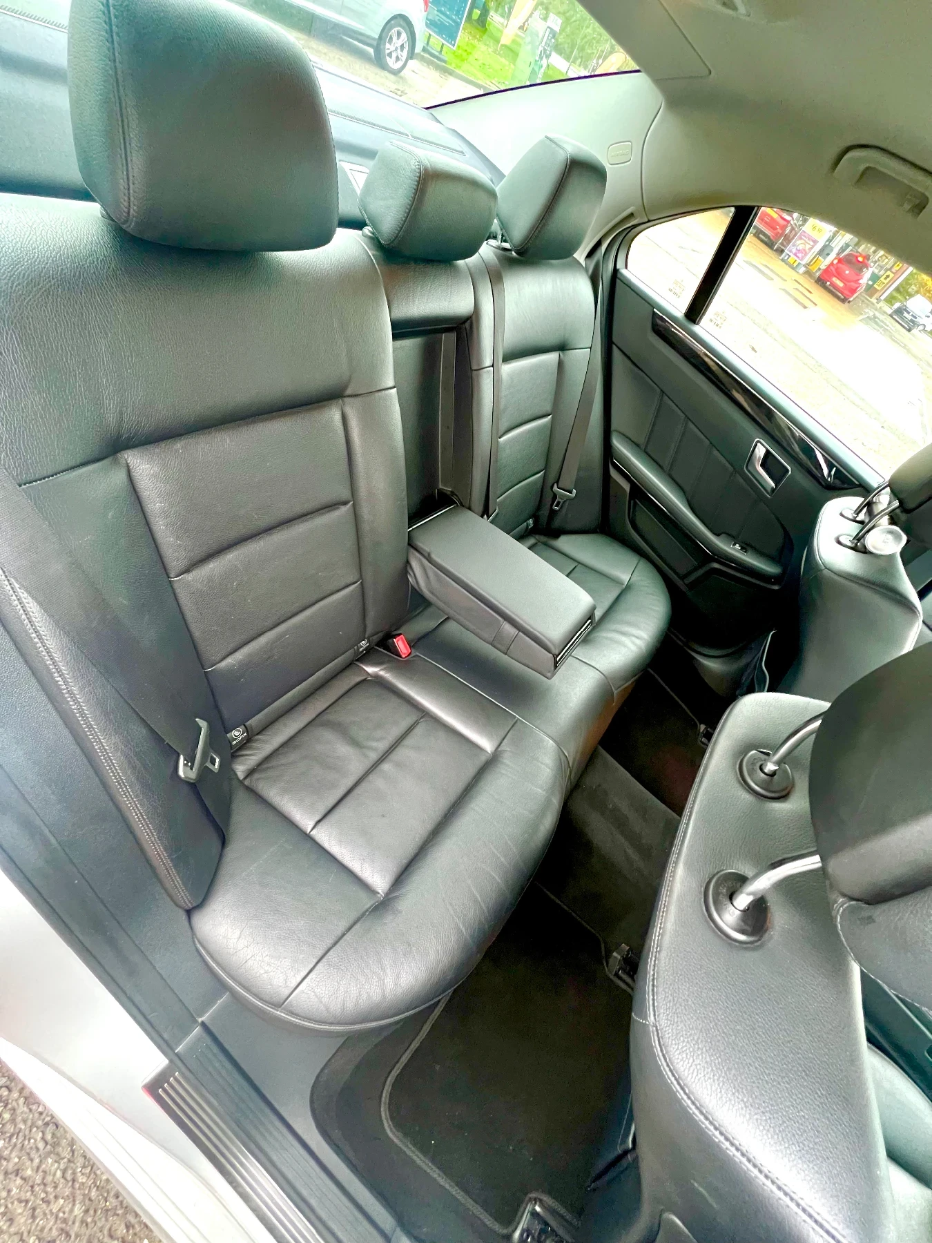 Mercedes-Benz E 220  BlueEFFICIENCY  W212 - изображение 9 | Auto.bg Mercedes-Benz E 220  BlueEFFICIENCY  W212 - изображение 9