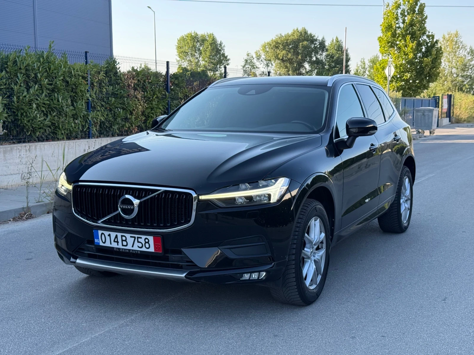 Volvo XC60 2.0 B5 AWD /Mild Hybrid/ПОДГРЕВ/HARMON KARDON/ИСТ | Auto.bg — изображение 1 Volvo XC60 2.0 B5 AWD /Mild Hybrid/ПОДГРЕВ/HARMON KARDON/ИСТ | Auto.bg — изображение 1