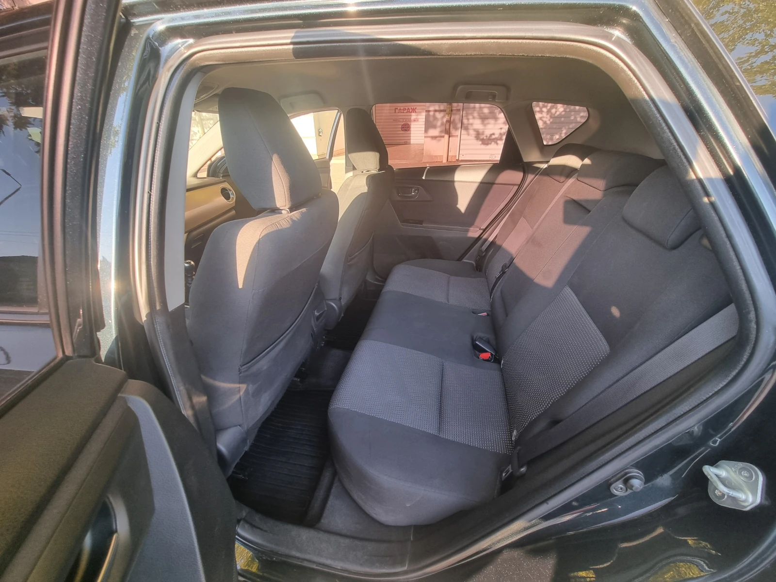 Toyota Auris 1.6 Luna Бензин - Газ - изображение 10 | Auto.bg Toyota Auris 1.6 Luna Бензин - Газ - изображение 10