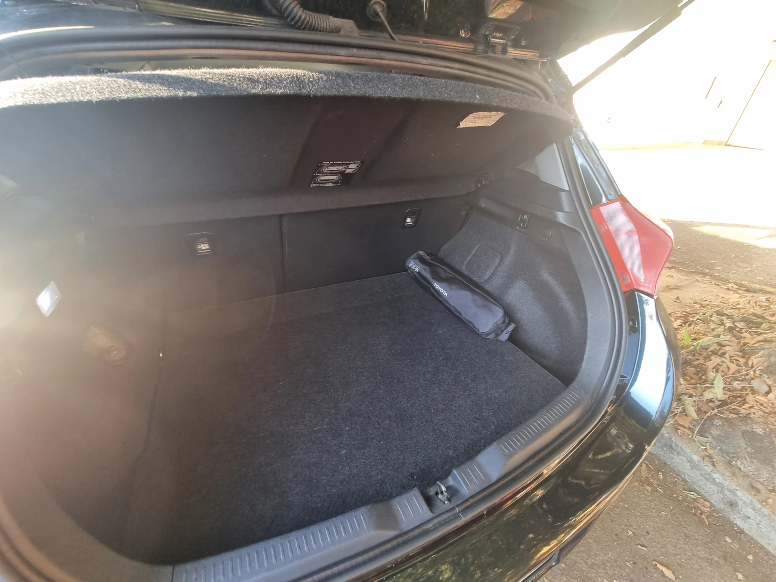 Toyota Auris 1.6 Luna Бензин - Газ - изображение 9 | Auto.bg Toyota Auris 1.6 Luna Бензин - Газ - изображение 9