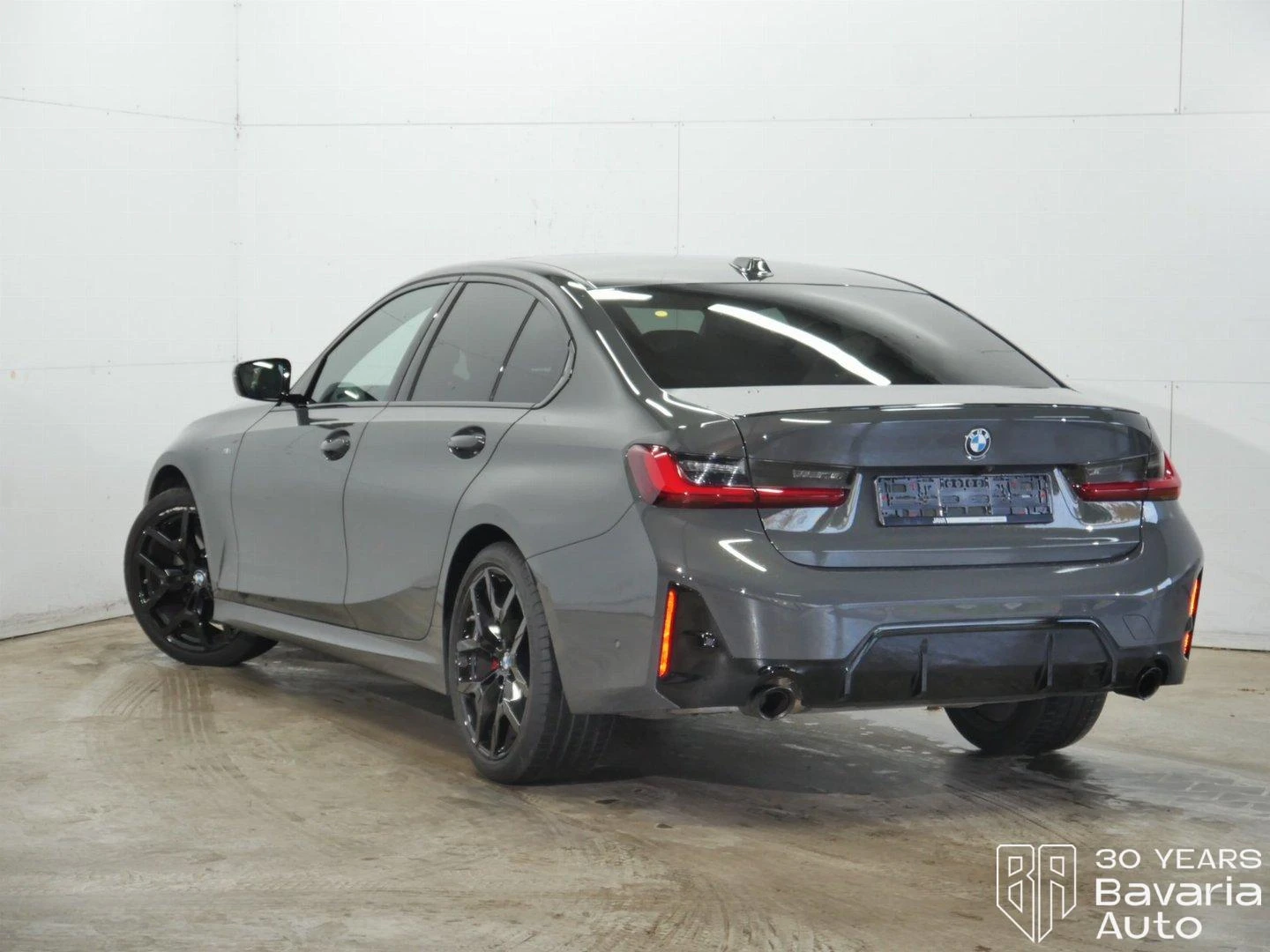 BMW 318 i M Sport Paket Steptronic - изображение 2 | Auto.bg BMW 318 i M Sport Paket Steptronic - изображение 2