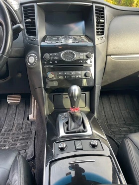 Infiniti QX70 - 43500 лв. / 22241.20 € - 10750726 5 | Car24.bg Infiniti QX70 - 43500 лв. / 22241.20 € - 10750726 5