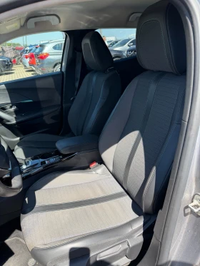 Peugeot 2008 1.2Allure AVTOMAT/NAVI/KOJA/KAMERA EURO 6 | Auto.bg — изображение 12 Peugeot 2008 1.2Allure AVTOMAT/NAVI/KOJA/KAMERA EURO 6 | Auto.bg — изображение 12