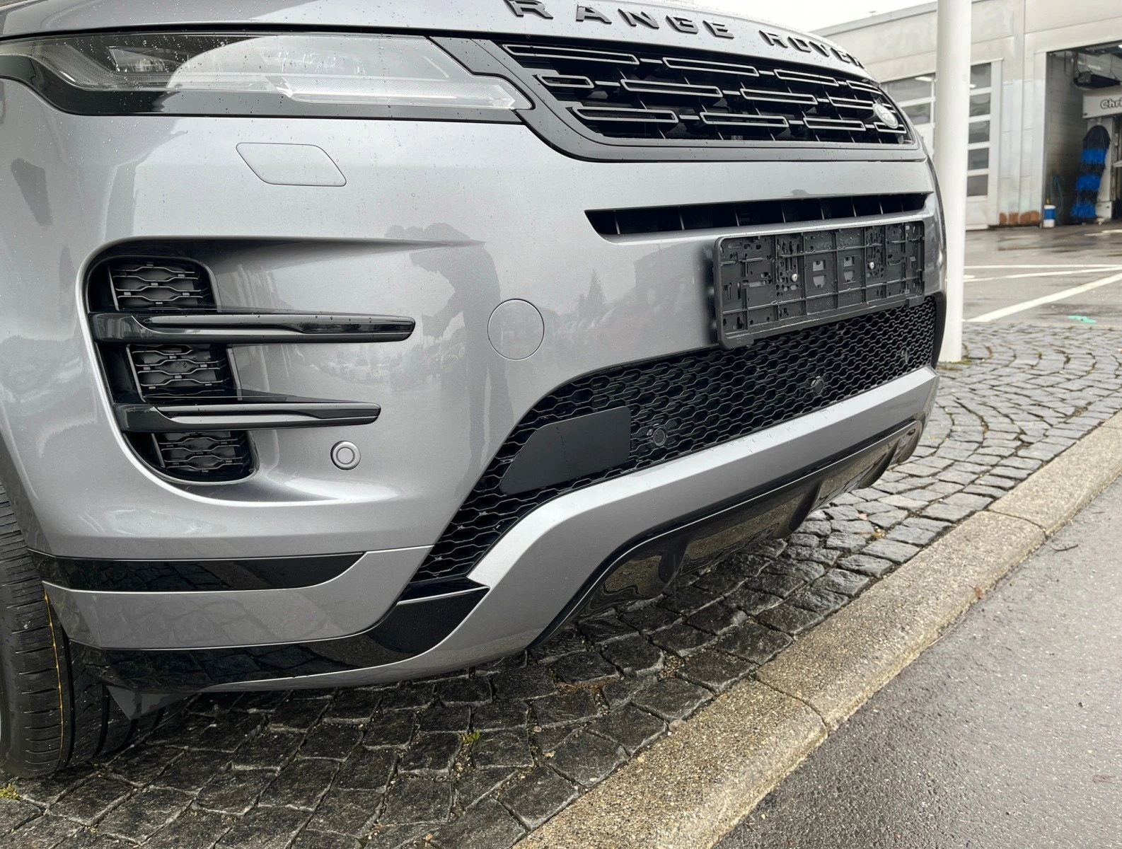 Land Rover Range Rover Evoque D165 R-DYNAMIC S - изображение 10 | Auto.bg Land Rover Range Rover Evoque D165 R-DYNAMIC S - изображение 10