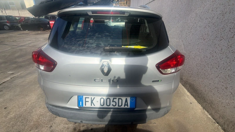 Renault Clio 1.5 DCi/ K9K E6 - 11 € - 59807887 1 | Car24.bg Renault Clio 1.5 DCi/ K9K E6 - 11 € - 59807887 1
