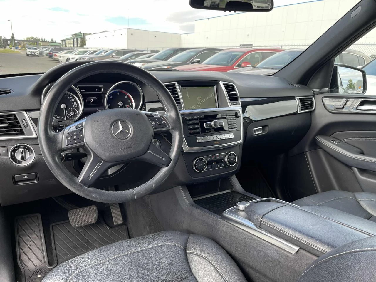 Mercedes-Benz ML 350 Bluetech* 360* двойна панорама* подгрев - изображение 10 | Auto.bg Mercedes-Benz ML 350 Bluetech* 360* двойна панорама* подгрев - изображение 10