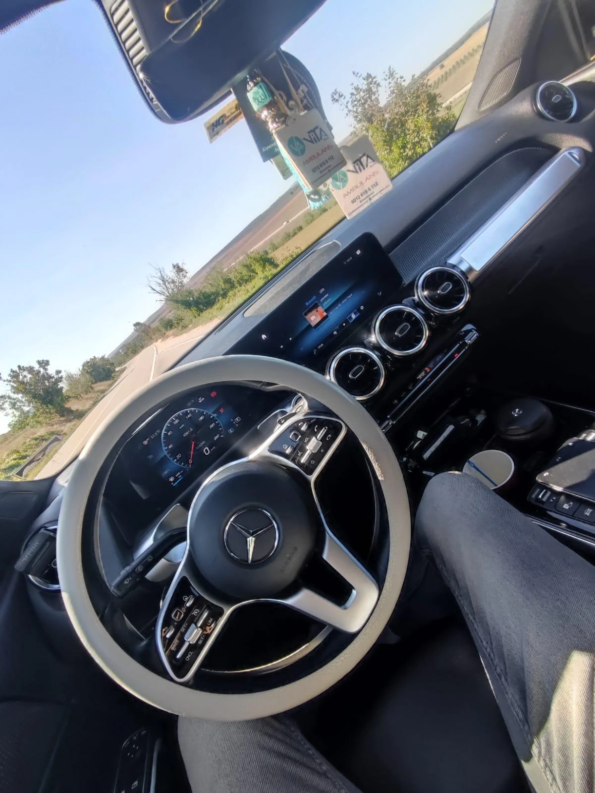 Mercedes-Benz GLB  - изображение 5 | Auto.bg Mercedes-Benz GLB  - изображение 5