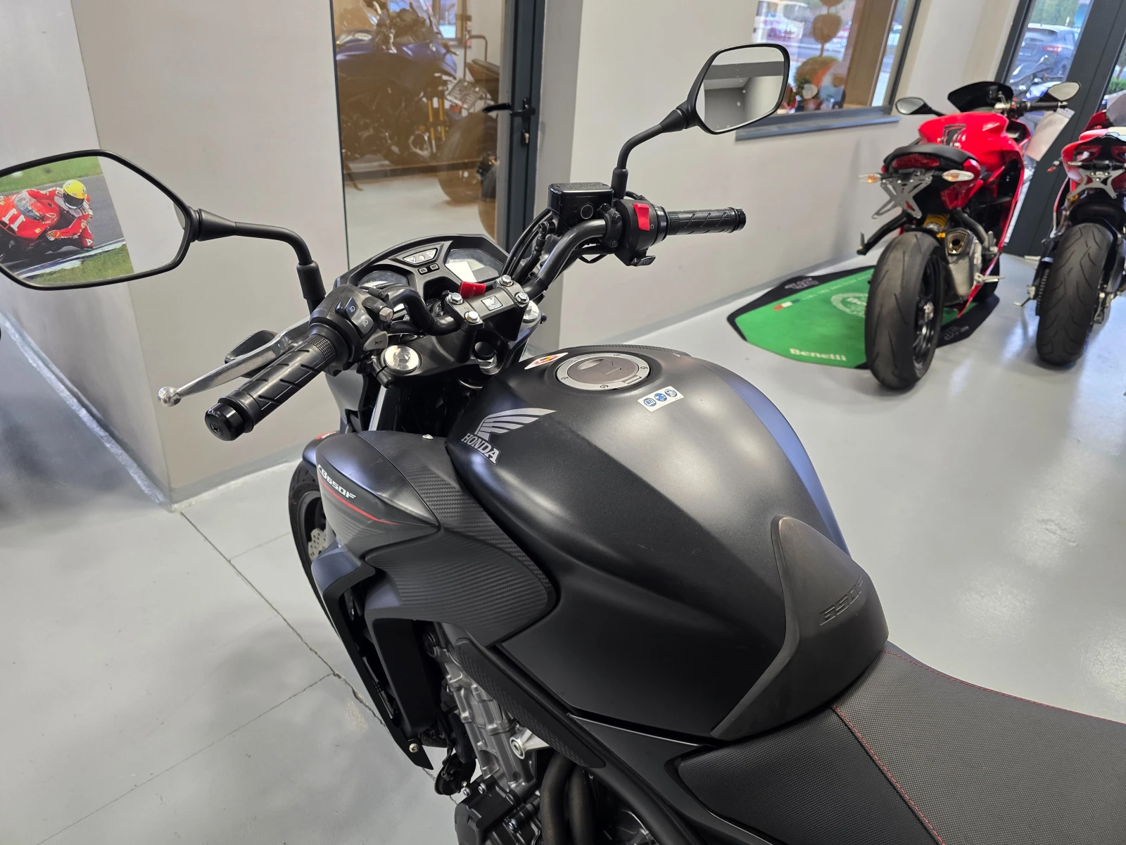 Honda Cb 650F, ABS, 2015г. - изображение 9 | Auto.bg Honda Cb 650F, ABS, 2015г. - изображение 9
