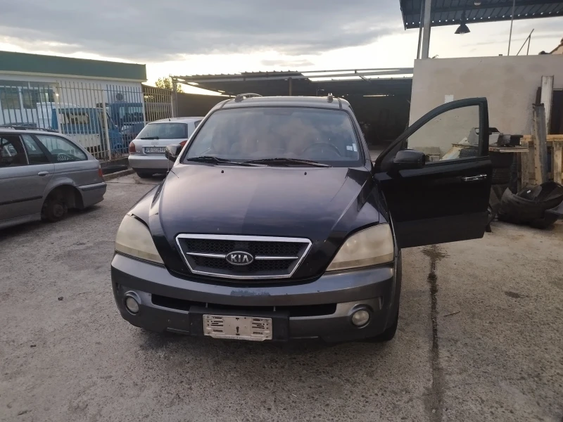 Kia Sorento 2.5 CRDI на части - 111 лв. / 56.75 € - 52052405 1 | Car24.bg Kia Sorento 2.5 CRDI на части - 111 лв. / 56.75 € - 52052405 1