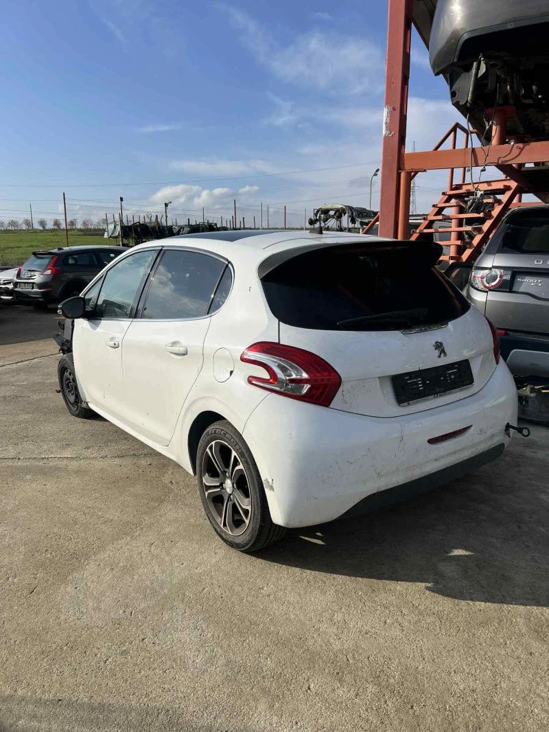 Peugeot 208 1.4 бензин 95кс - 200 лв. / 102.26 € - 51420687 1 | Car24.bg Peugeot 208 1.4 бензин 95кс - 200 лв. / 102.26 € - 51420687 1