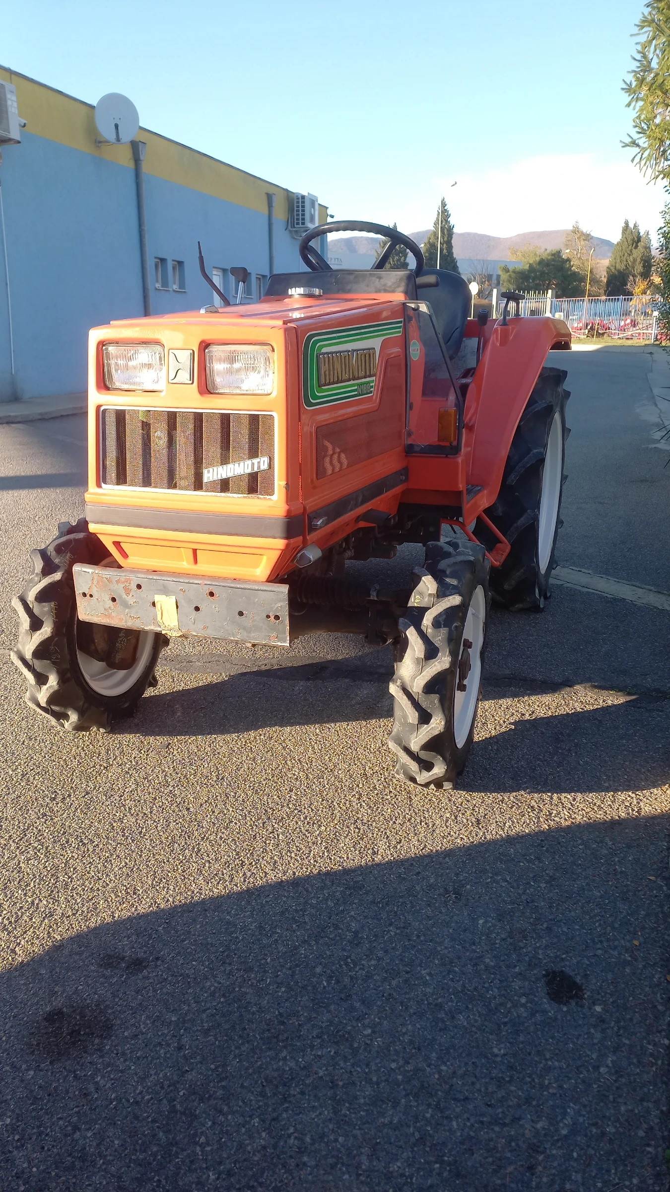 Трактор Hinomoto N189 - изображение 8 | Auto.bg Трактор Hinomoto N189 - изображение 8