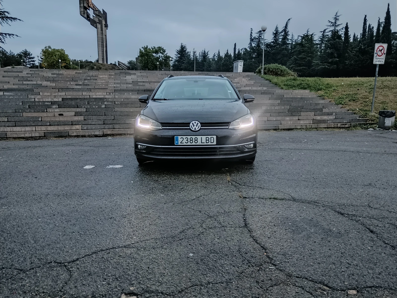VW Golf MK 7.5 Facelift/2.0 TDI 150 к.с/DSG/Full LED/AAC - изображение 3 | Auto.bg VW Golf MK 7.5 Facelift/2.0 TDI 150 к.с/DSG/Full LED/AAC - изображение 3