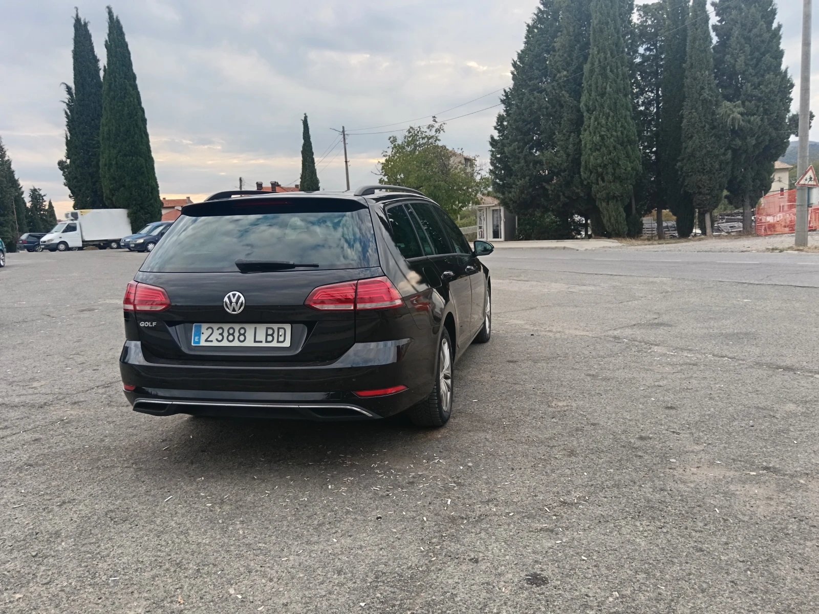 VW Golf MK 7.5 Facelift/2.0 TDI 150 к.с/DSG/Full LED/AAC - изображение 5 | Auto.bg VW Golf MK 7.5 Facelift/2.0 TDI 150 к.с/DSG/Full LED/AAC - изображение 5