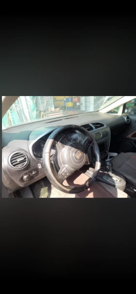 Seat Leon 2.0TDI DSG - 555 € / 1085.49 лв. - 23963311 4 | Car24.bg Seat Leon 2.0TDI DSG - 555 € / 1085.49 лв. - 23963311 4